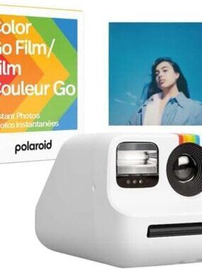 Polaroid Go Generation 2 Instant Camera Bundle - White - New - 32 Photos